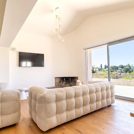 Ground Floor - Pool - Cap Canaille View
